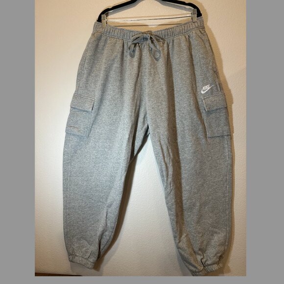 Nike Women’s Mid-Rise Oversized Club Fleece Sweatpants – Heather Gray – Size XL - Picture 1 of 4